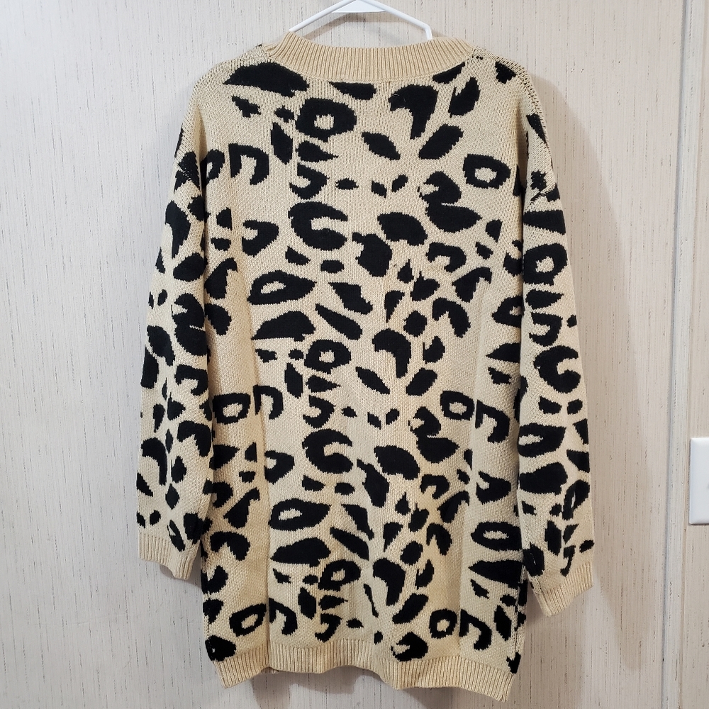 SOLD Atirmira Cardigan Sweater Women's Button Up Leopard Print Thigh Length M - Picture 5 of 8